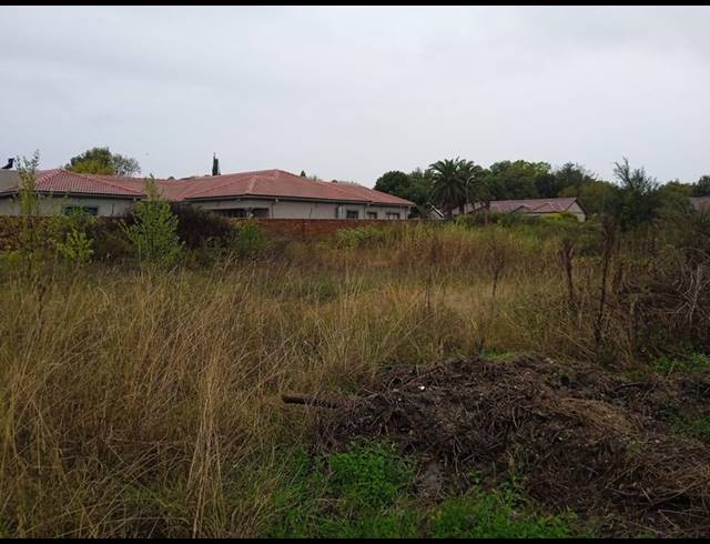 LAND FOR SALE IN LA HOFF
